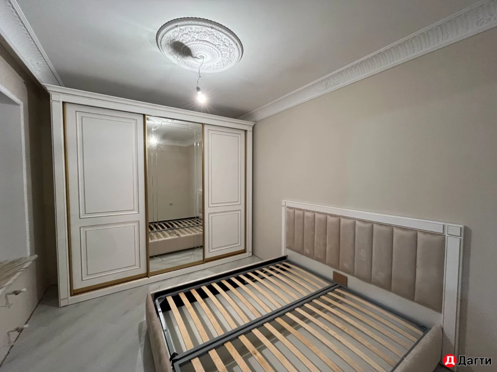 Кровать двуспальный