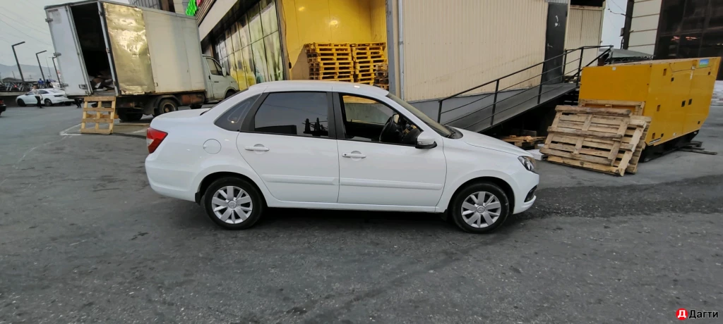 LADA (ВАЗ) Granta, 2018 года