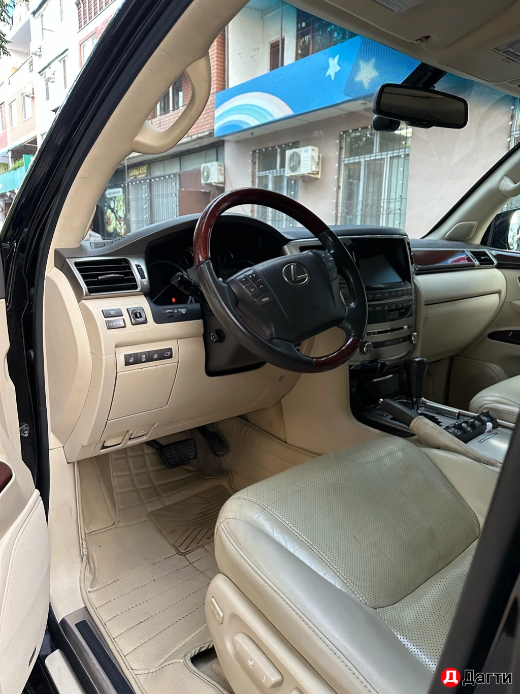 Lexus LX, 2012 года