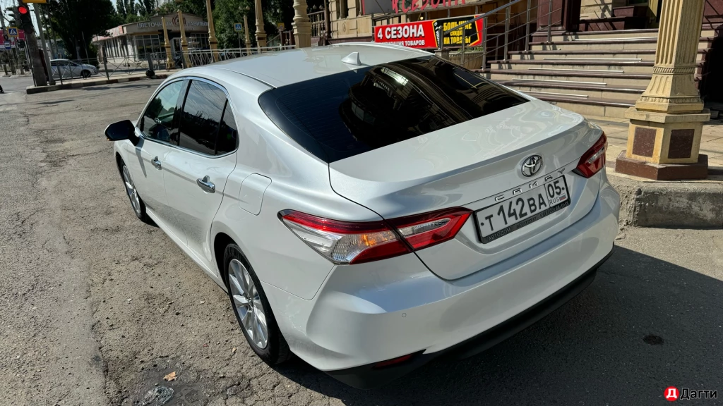 Toyota Camry, 2018 года
