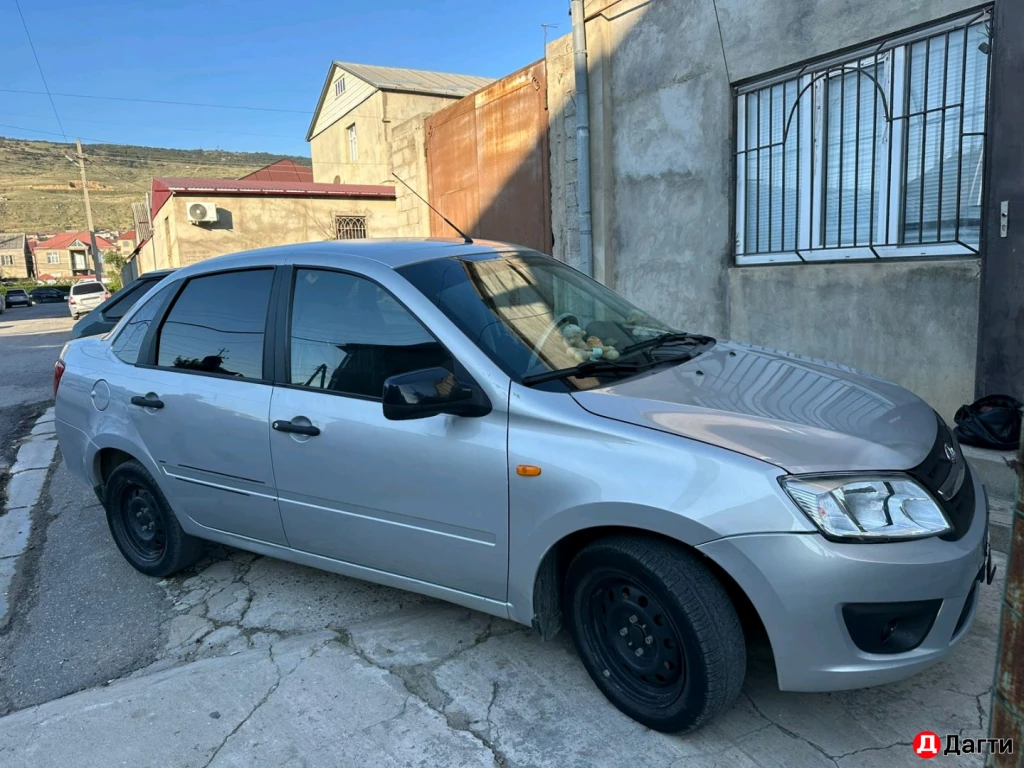 LADA (ВАЗ) Granta, 2015 года