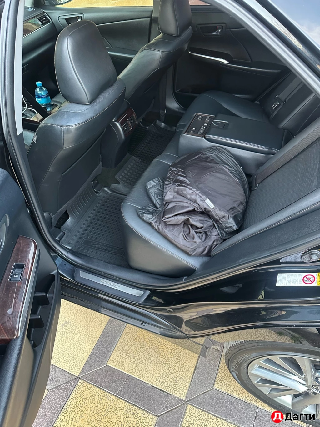 Toyota Camry, 2017 года