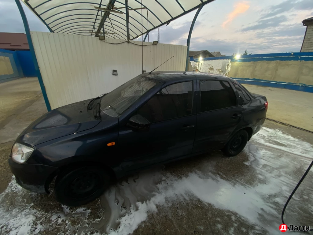 LADA (ВАЗ) Granta, 2012 года