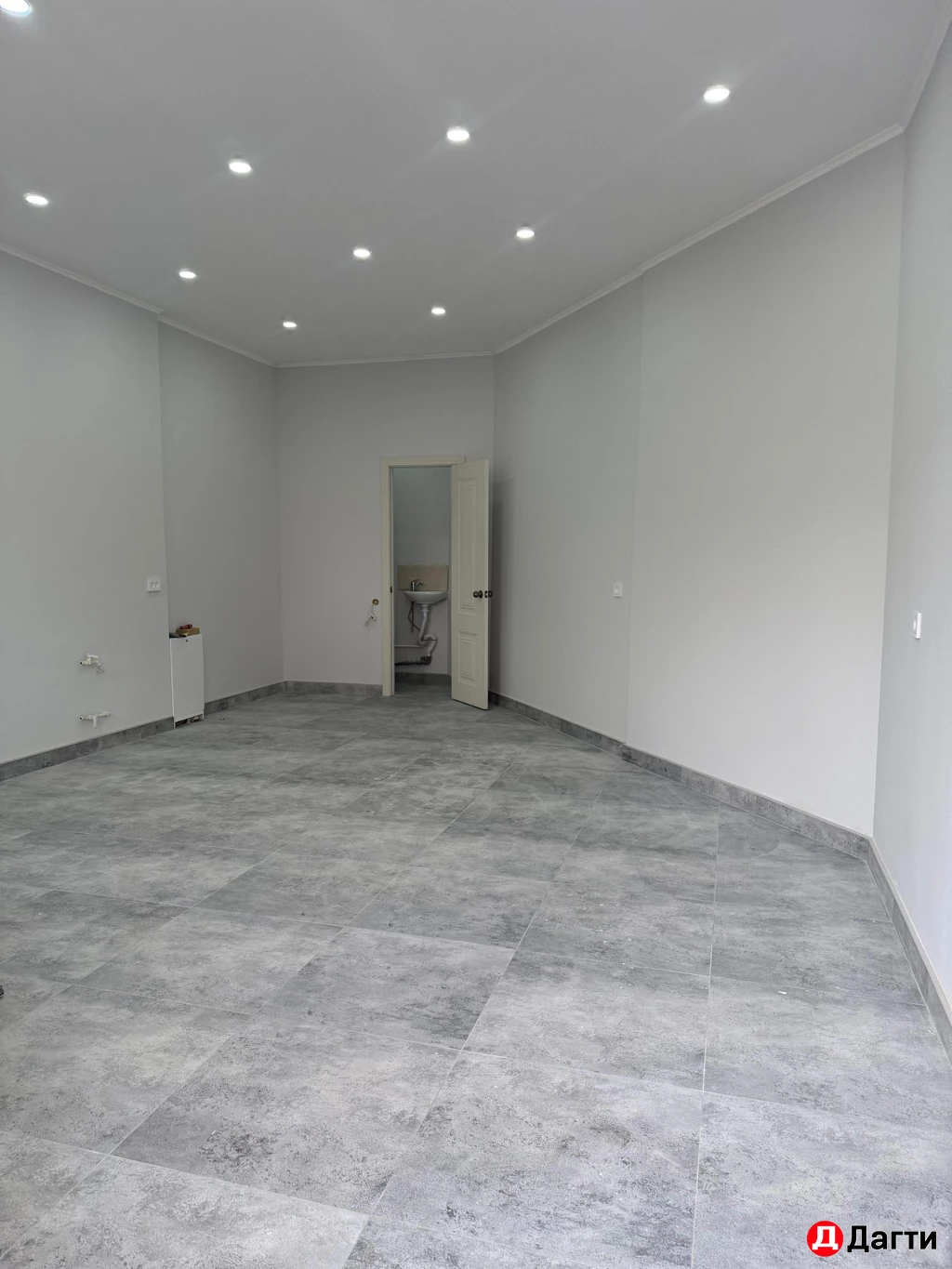 Помещение свободного назначения, 30 м², Собственник