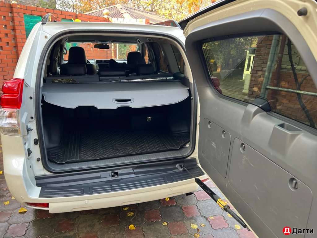 Toyota Land Cruiser Prado, 2010 года