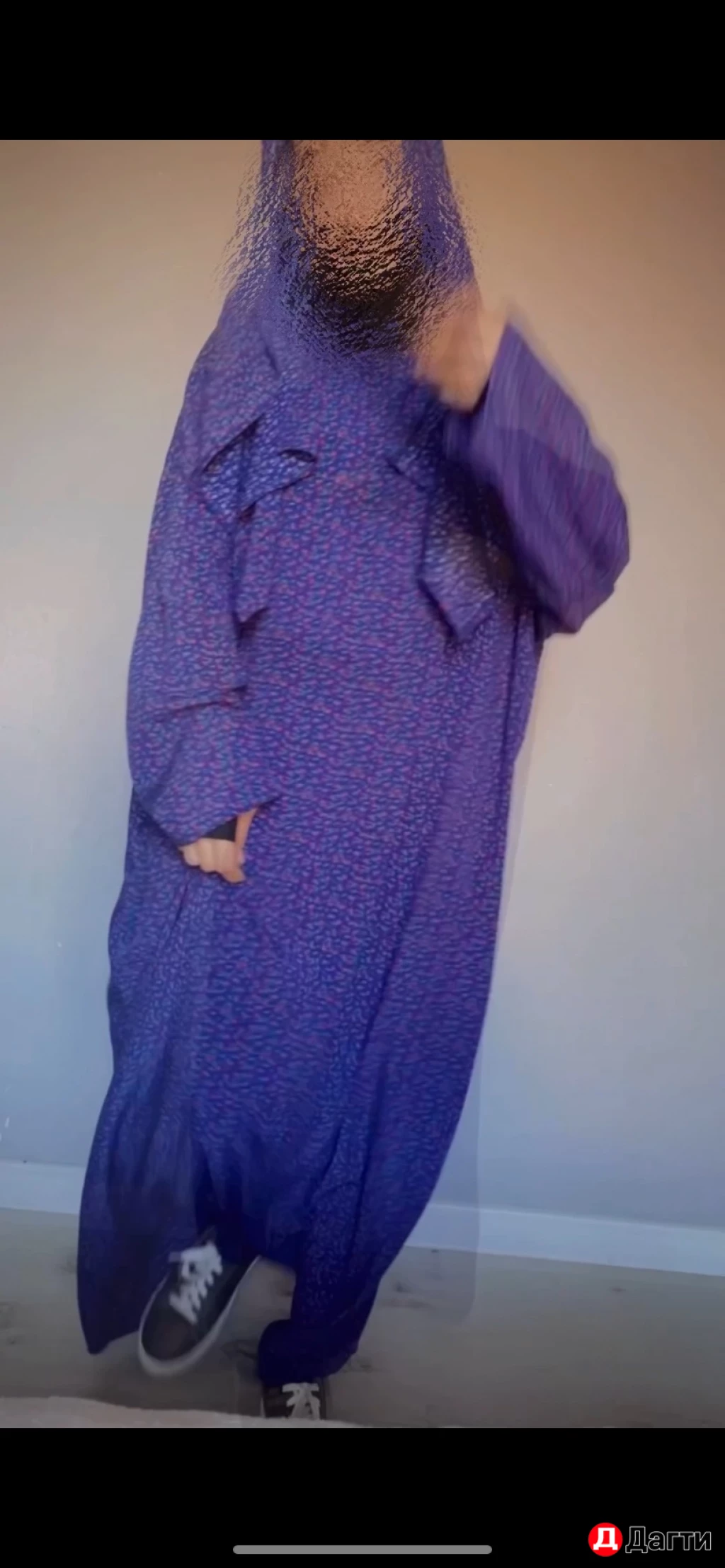 Платье с капюшоном