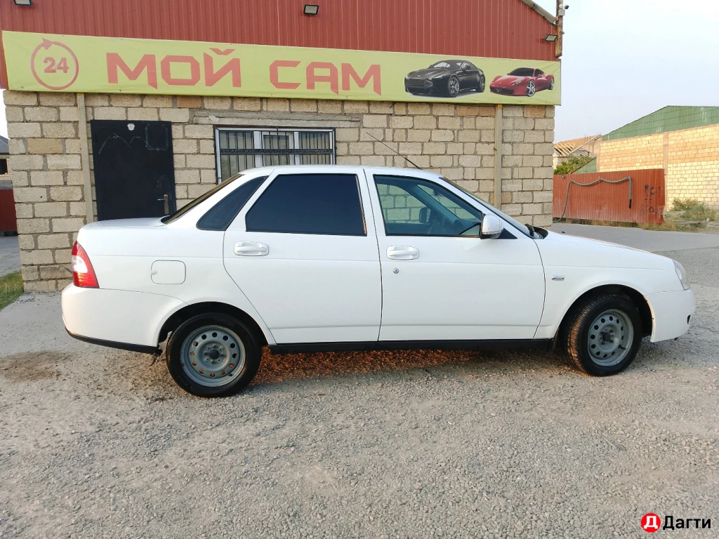 LADA (ВАЗ) Priora, 2014 года