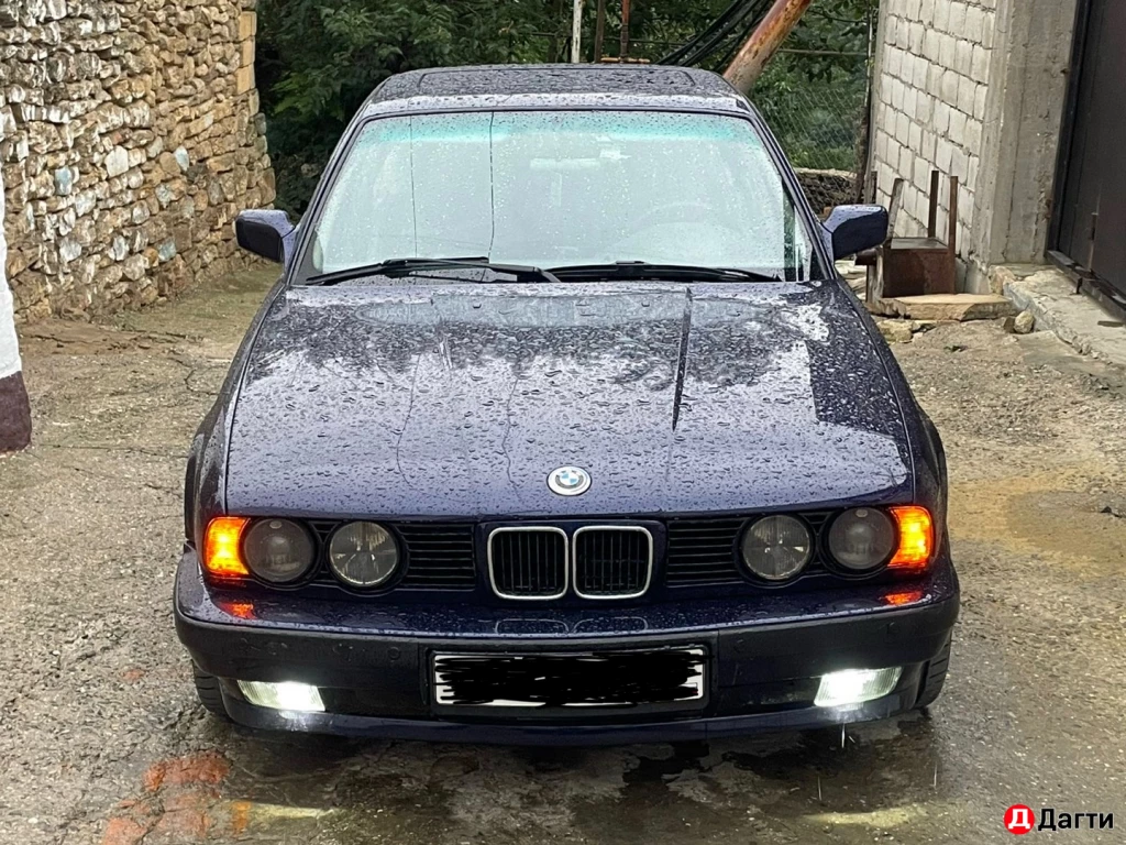 BMW E3, 1989 года