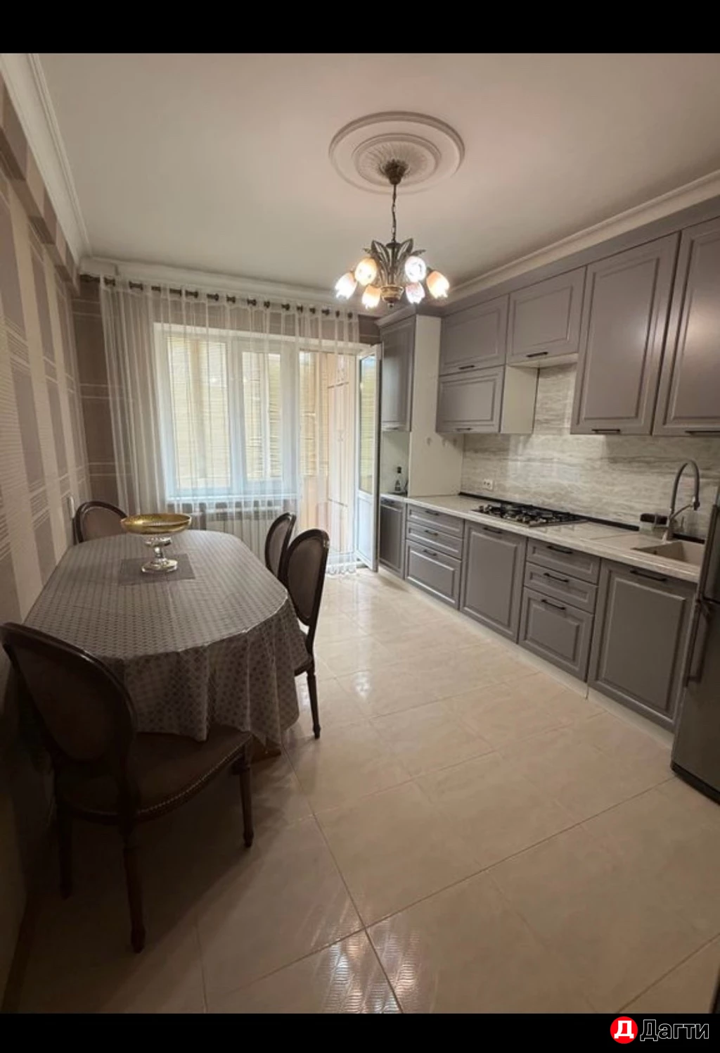 Квартира, 2 комнаты, 72 м²