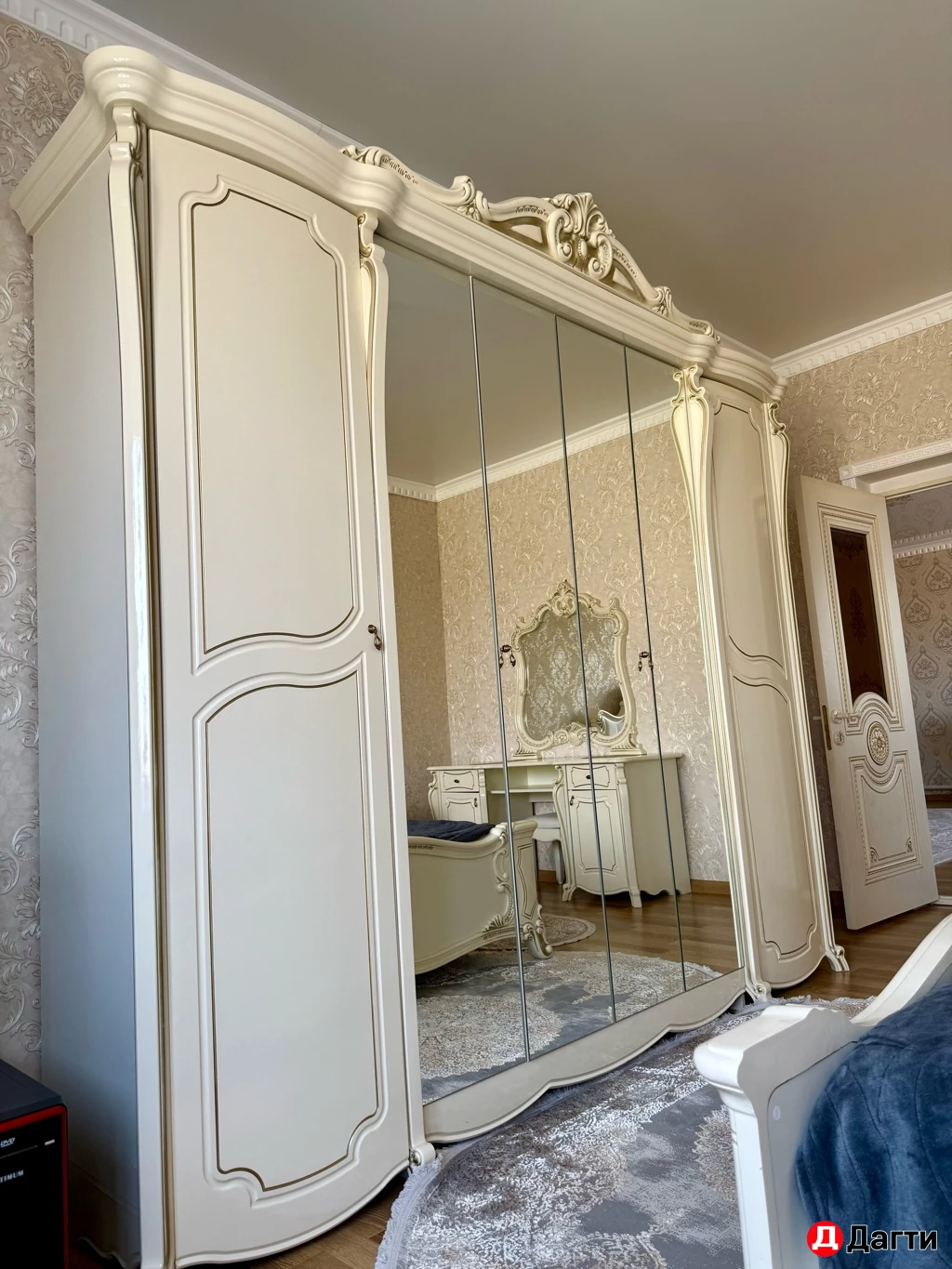 Спальная гарнитура комплект