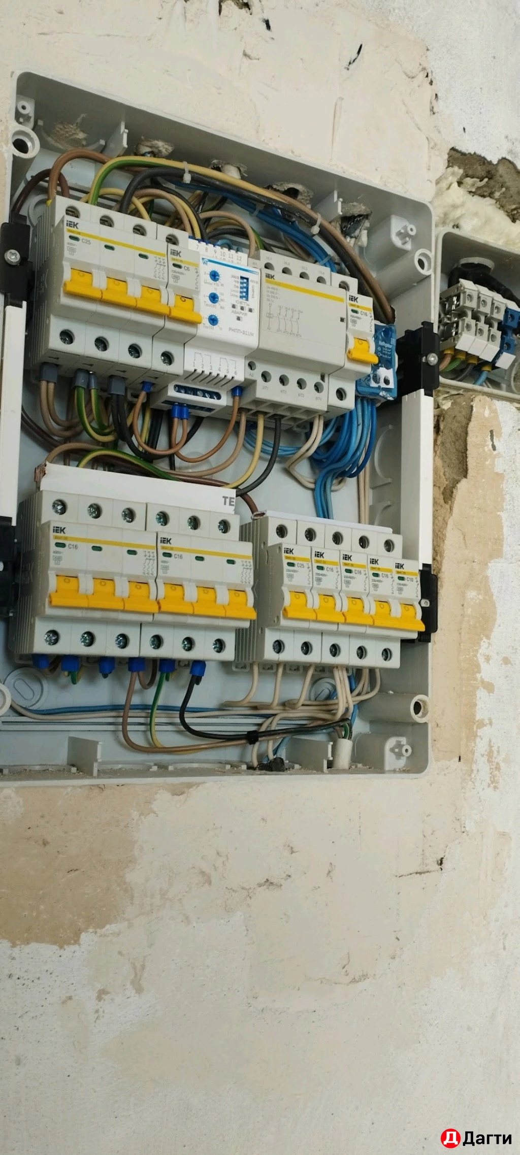 Электромонтажник