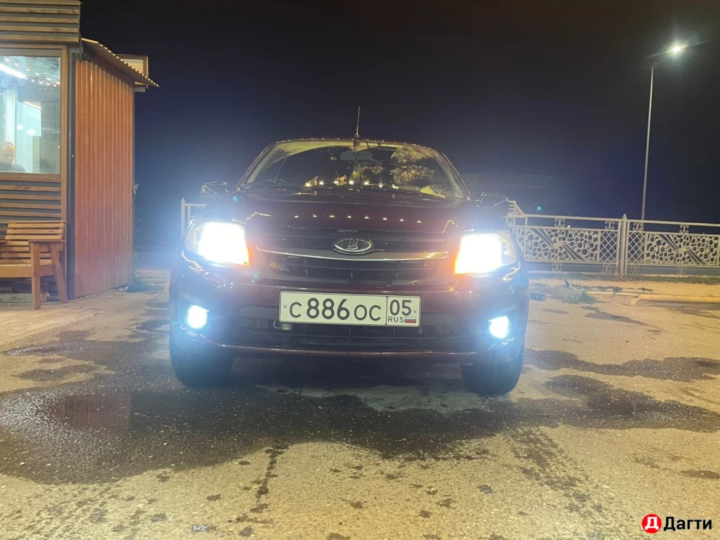 LADA (ВАЗ) Granta, 2013 года