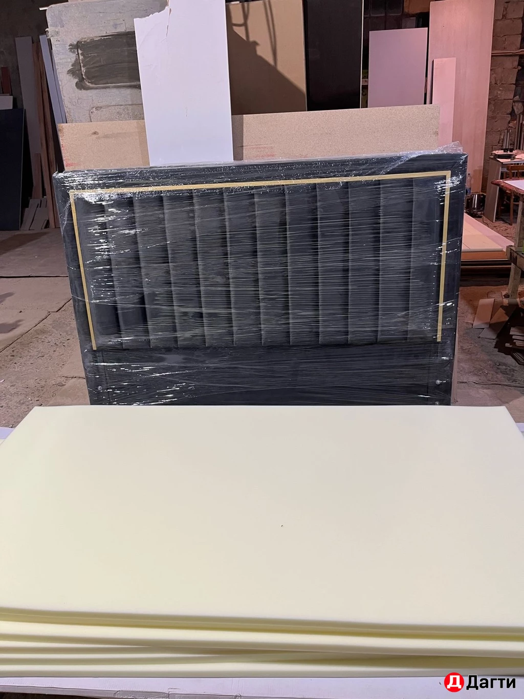 Кровать двуспальный