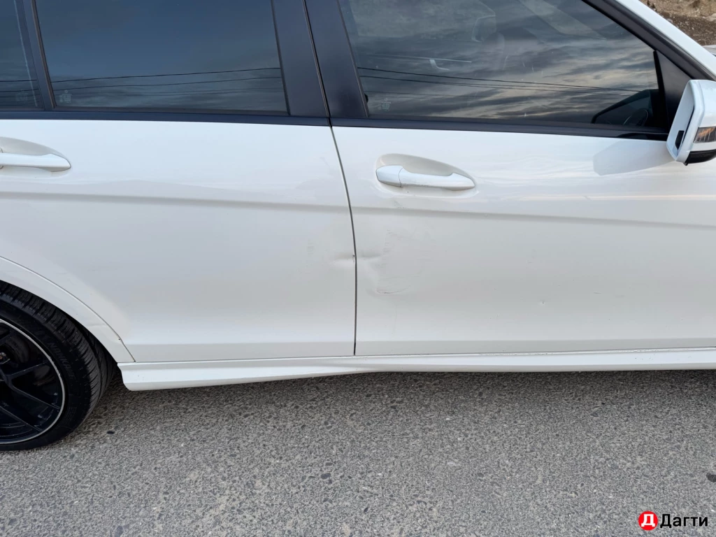 Mercedes-Benz C-Класс, 2012 года