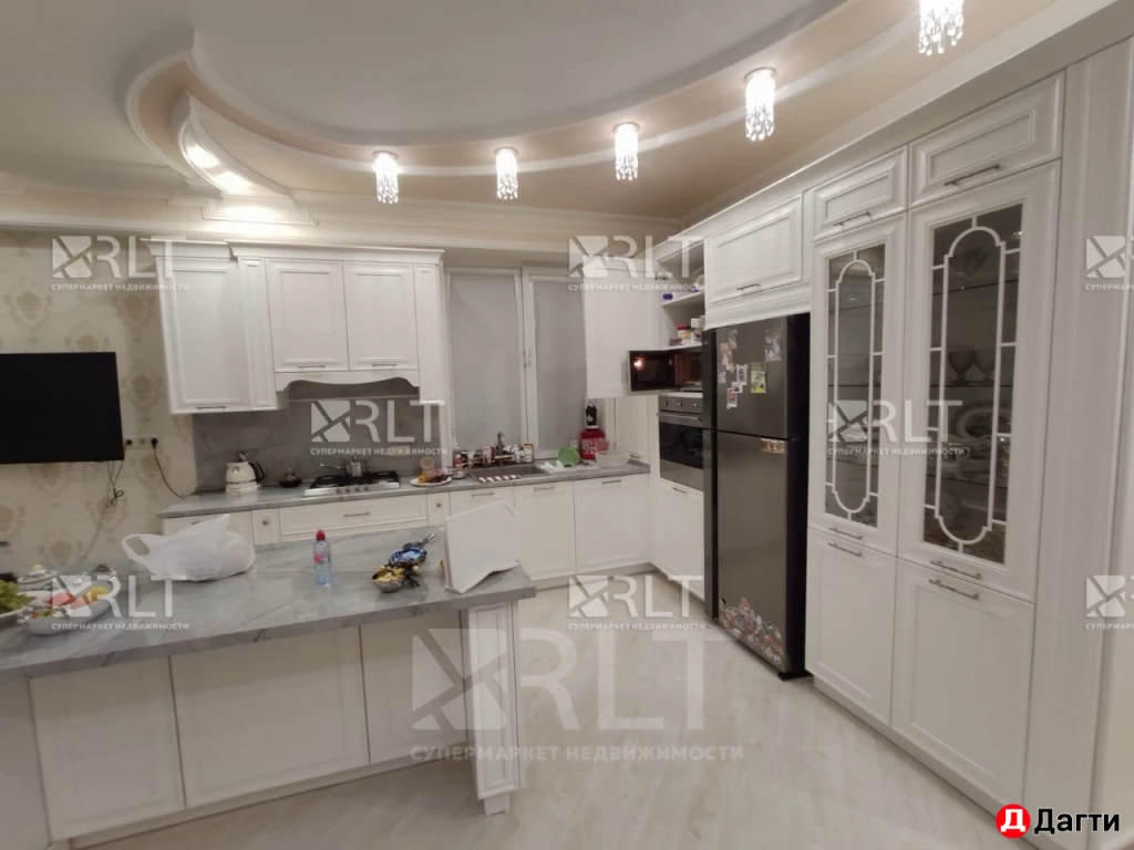 Квартира, 3 комнаты, 125 м², Агент