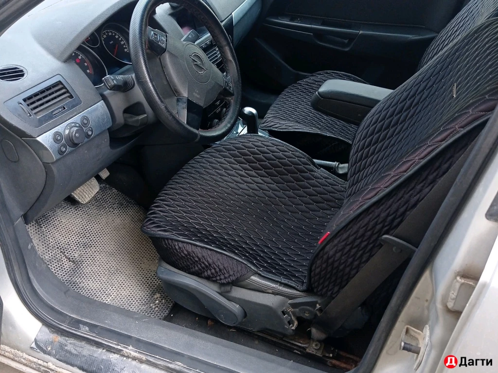 Opel Astra, 2008 года