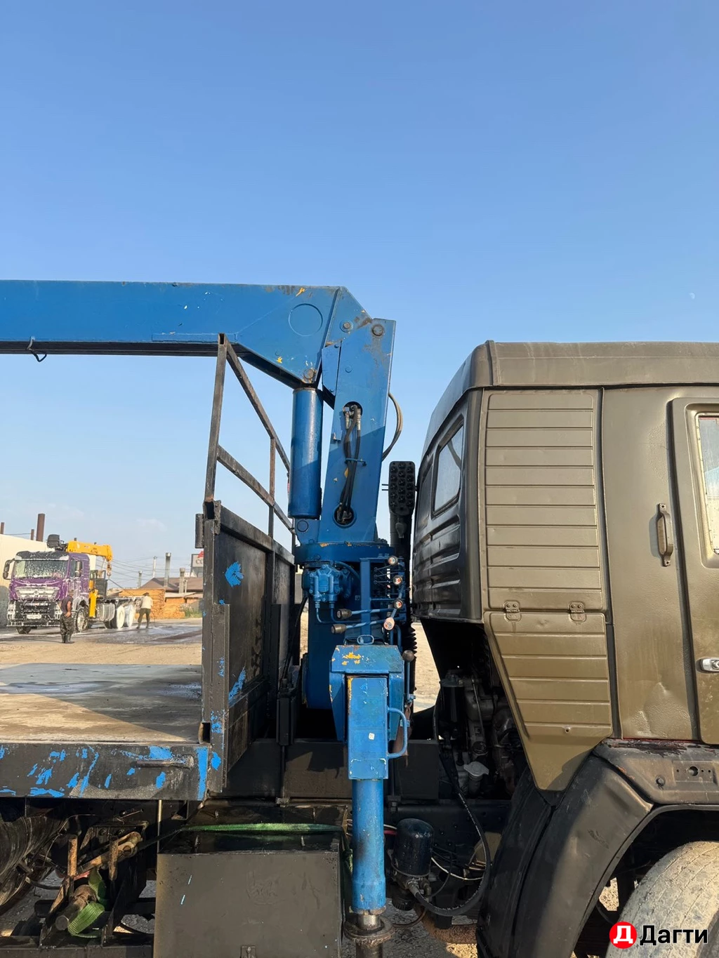 КАМАЗ манипулятор