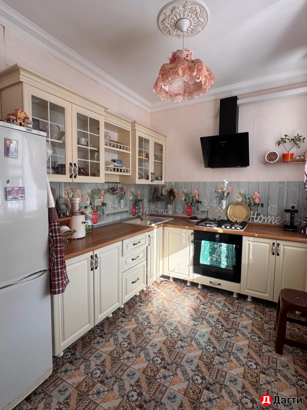 Квартира, 3 комнаты, 95 м², Агент