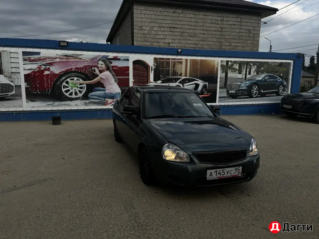 LADA (ВАЗ) Priora, 2011 года