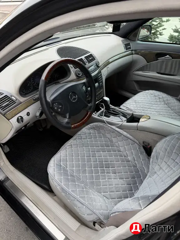 Mercedes-Benz E-Класс, 2002 года