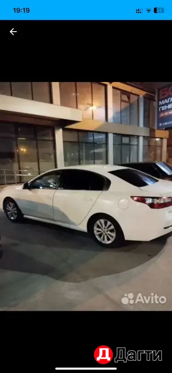 Renault Latitude, 2011 года