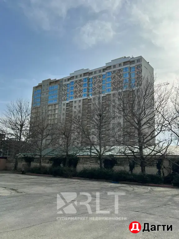 Продается трехкомнатная квартира общей площадью 88,6 квадратных метра.