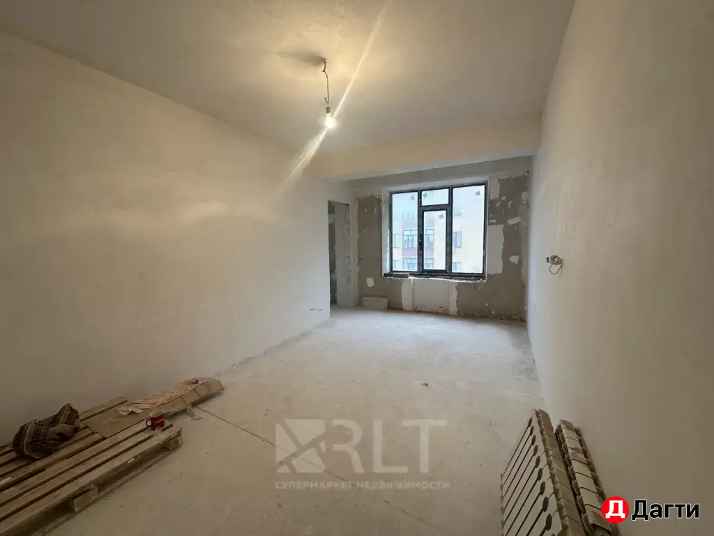 Продается просторная 2х комнатная квартира в Жилом Комплексе PLATINUM