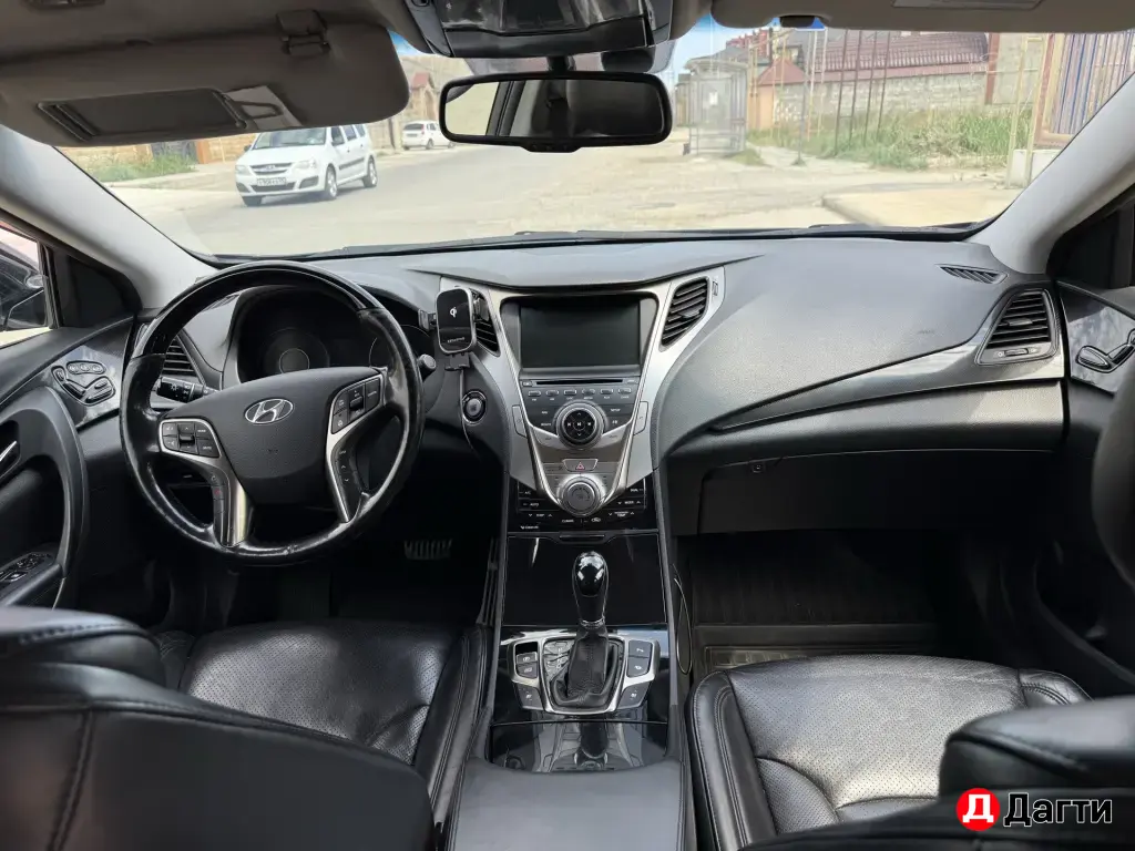 Hyundai Grandeur, 2012 года