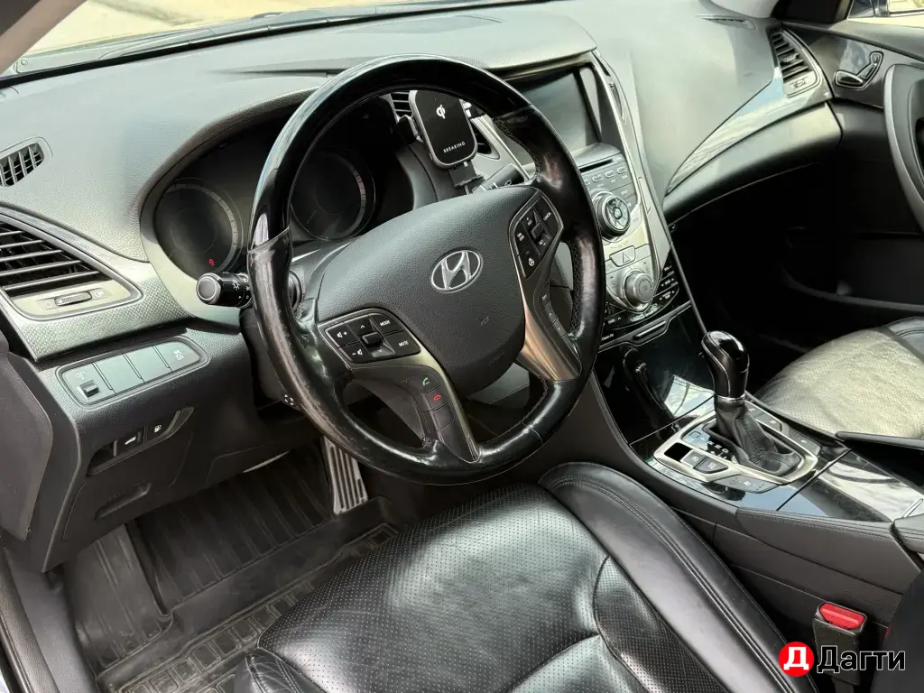 Hyundai Grandeur, 2012 года