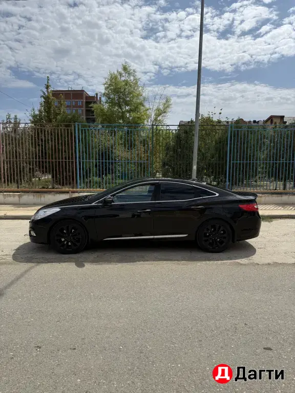 Hyundai Grandeur, 2012 года