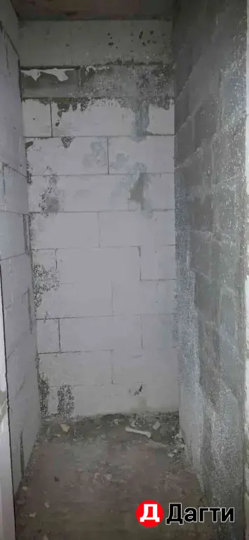 продам квартиру 2х комнатная 2/14 этаж