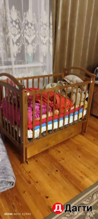 Детская кроватка