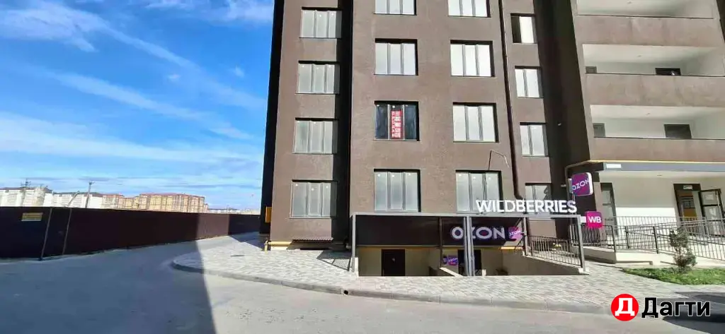 продам квартиру 2х комнатная 2/14 этаж