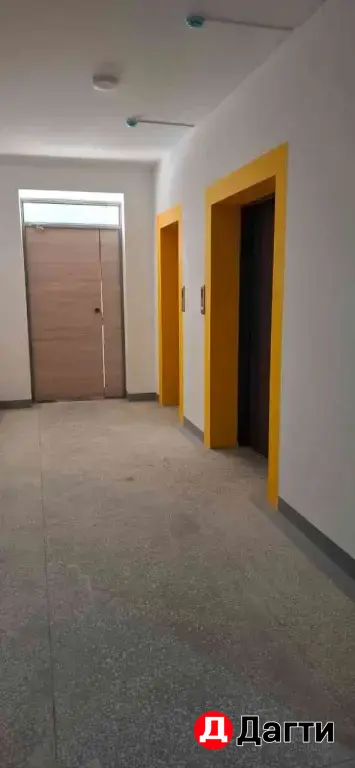 продам квартиру 2х комнатная 2/14 этаж