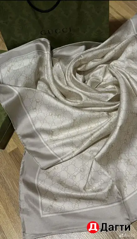 платок Gucci