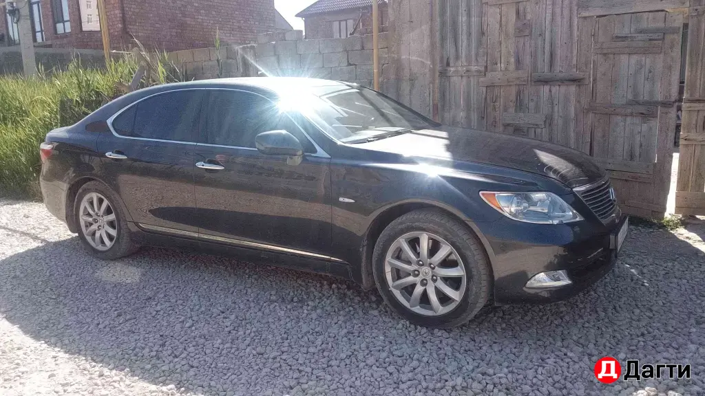Lexus LS, 2007 года