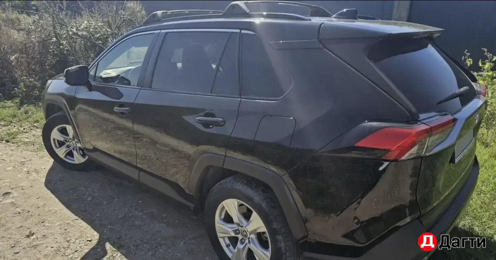 Toyota RAV4, 2020 года