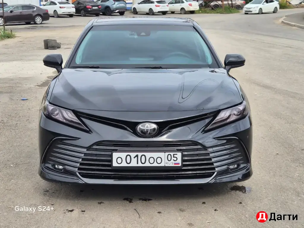 Toyota Camry, 2023 года