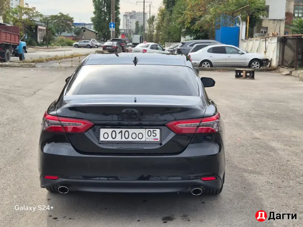 Toyota Camry, 2023 года