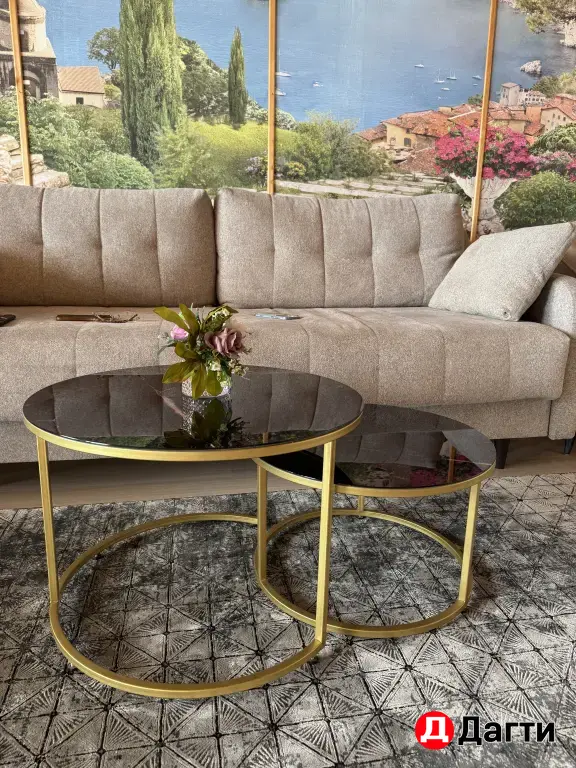 Продается столик