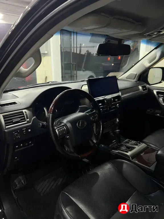 Lexus GX, 2017 года