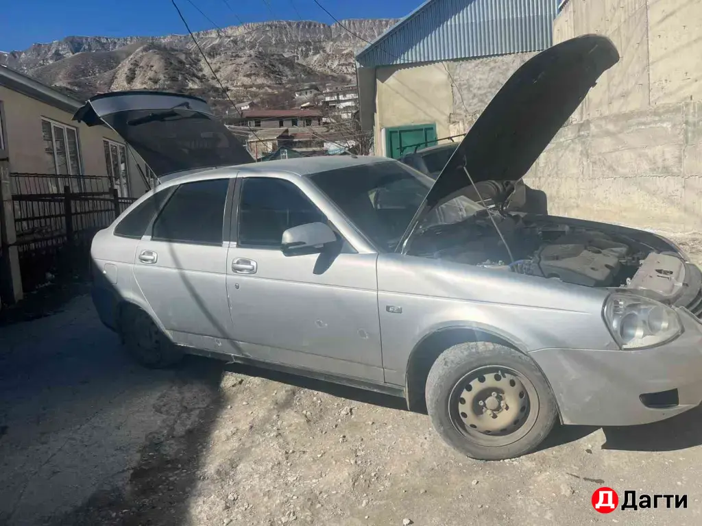 LADA (ВАЗ) Priora, 2012 года