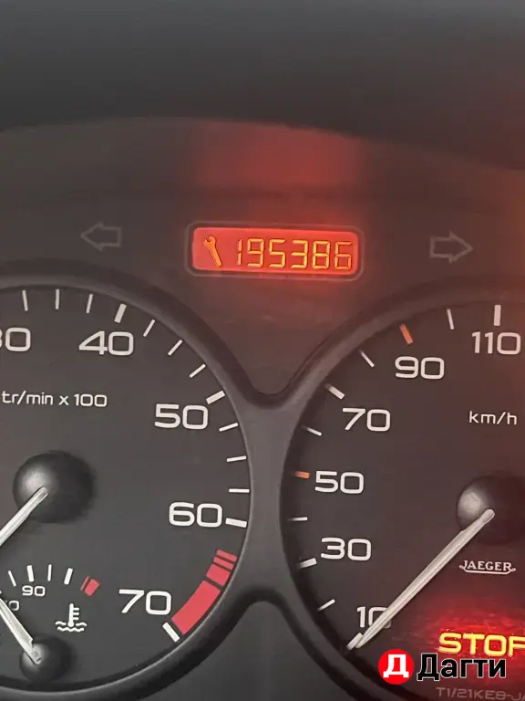 Peugeot 206, 2001 года