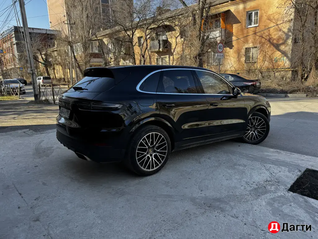 Porsche Cayenne, 2022 года