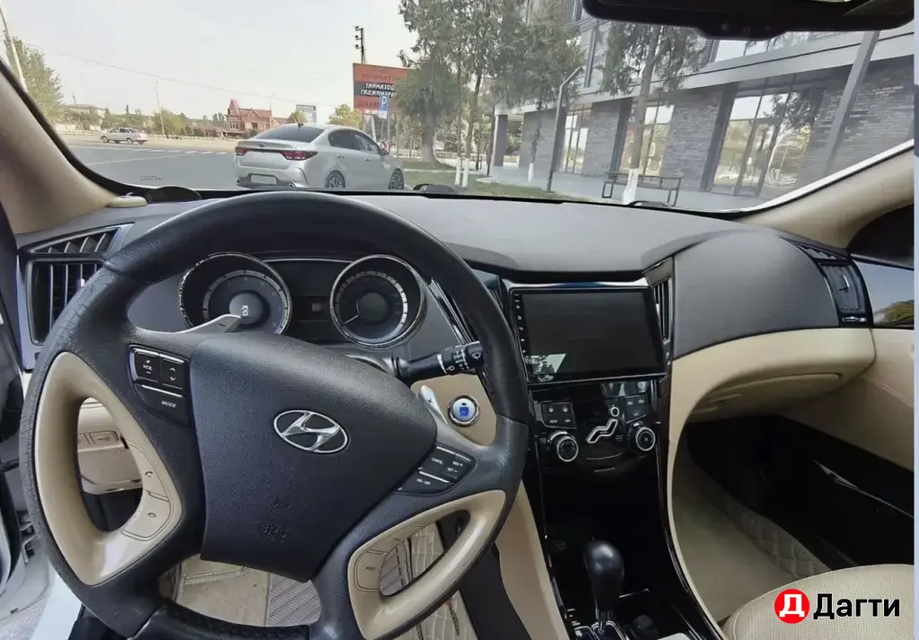 Hyundai Sonata, 2011 года