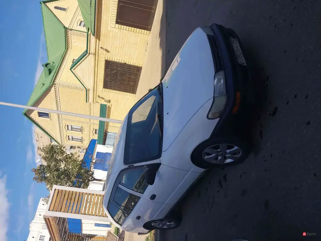 Toyota Corolla, 1998 года