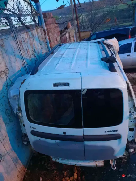 LADA (ВАЗ) Largus, 2013 года