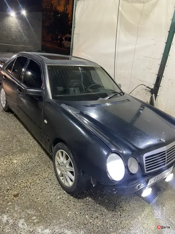 Mercedes-Benz E-Класс, 1996 года