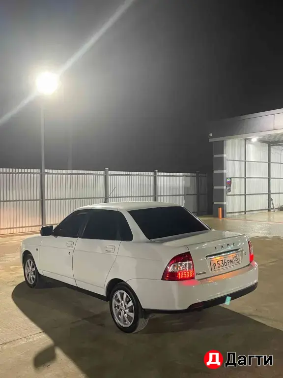 LADA (ВАЗ) Priora, 2011 года