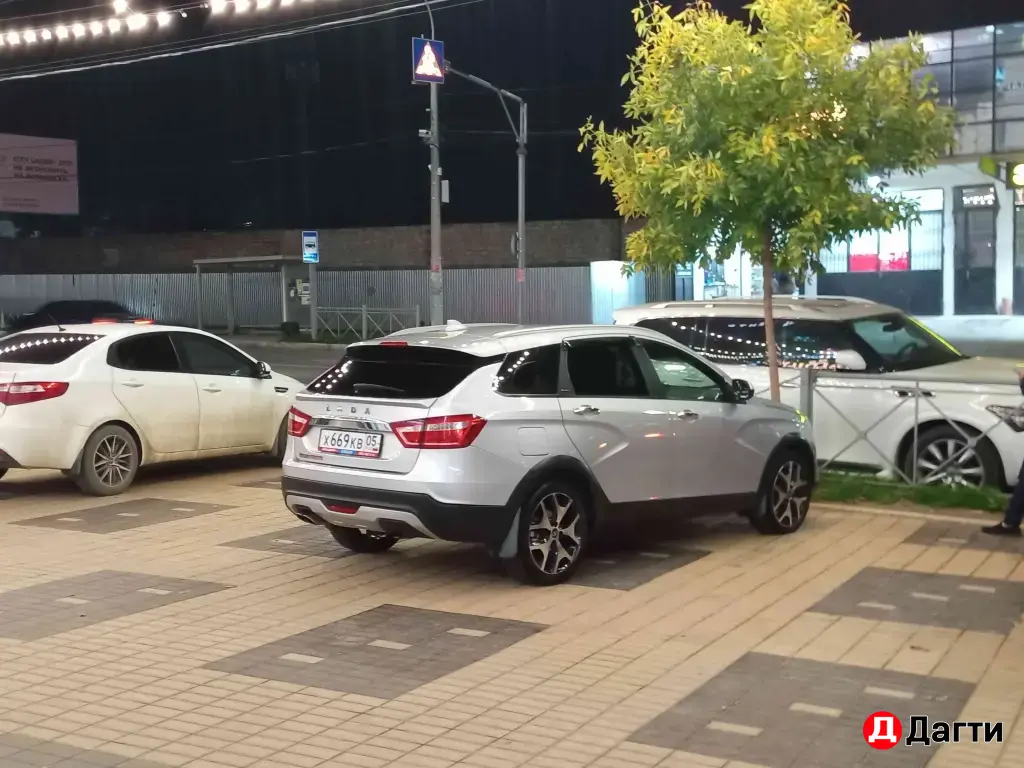 LADA (ВАЗ) Vesta, 2019 года